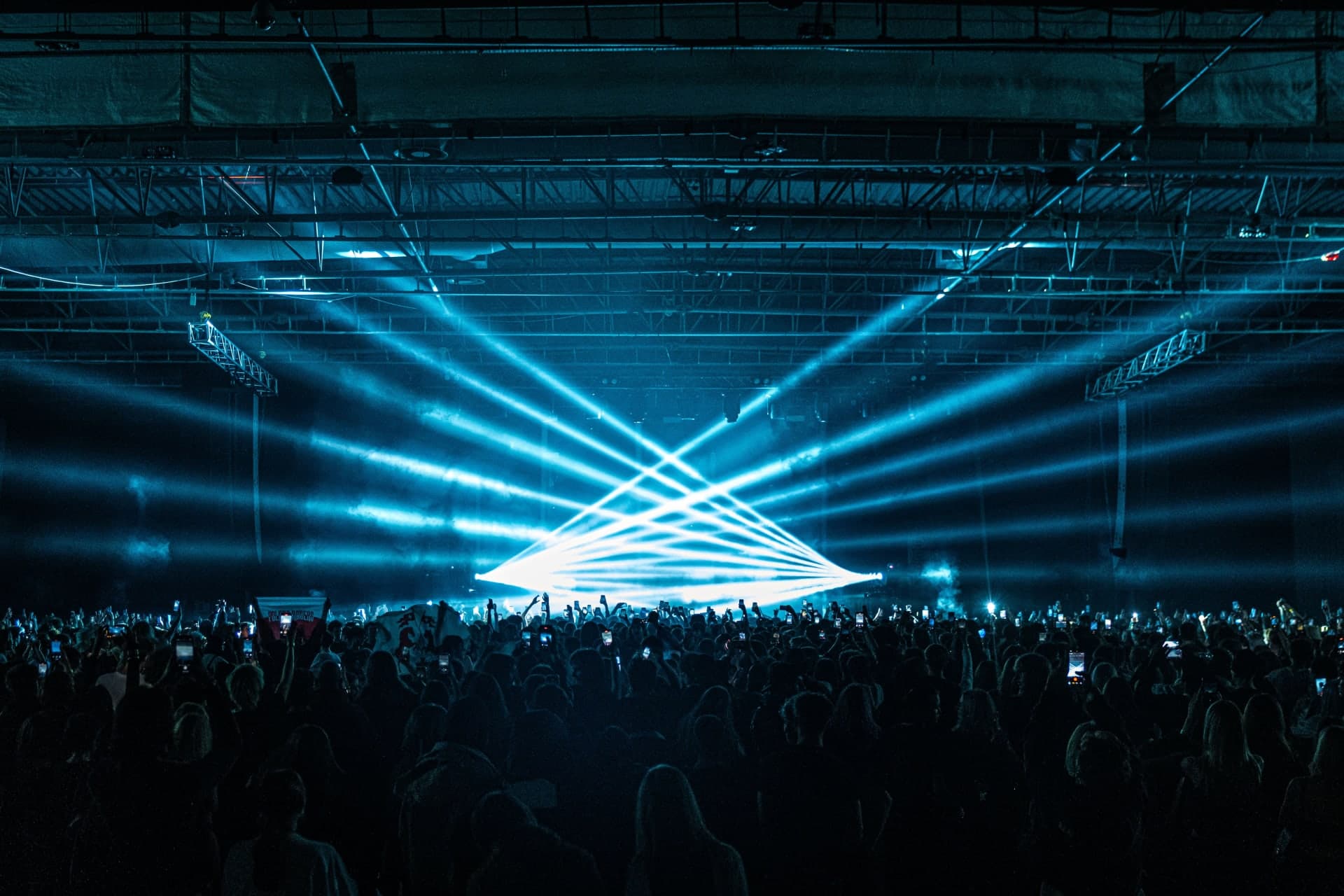 Koncert 2HOLLIS - Warszawa 2025 - 3